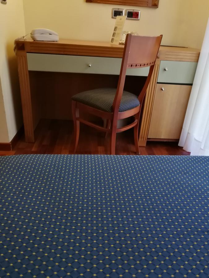 Hotel Il Castellaccio Piccione Bagian luar foto
