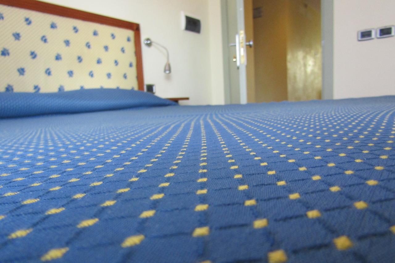 Hotel Il Castellaccio Piccione Bagian luar foto